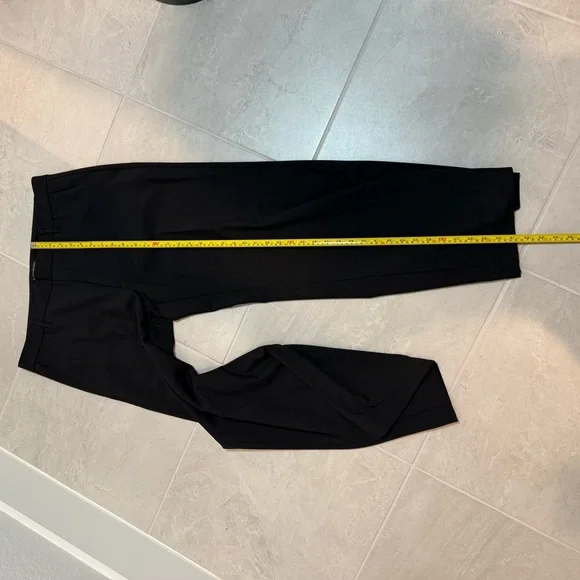Banana Republic Elegant Black Trousers - Picture 7 of 7